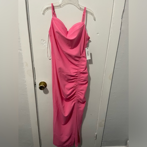 NWT  Donna Morgan Shirred Drape Neck Maxi Dress - Picture 5 of 9